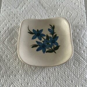 Floral Ceramic Dish - Blue and White